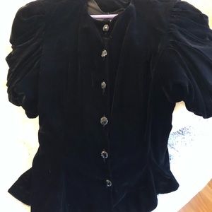 Flirty fitted velvet top with pleated sleeves
